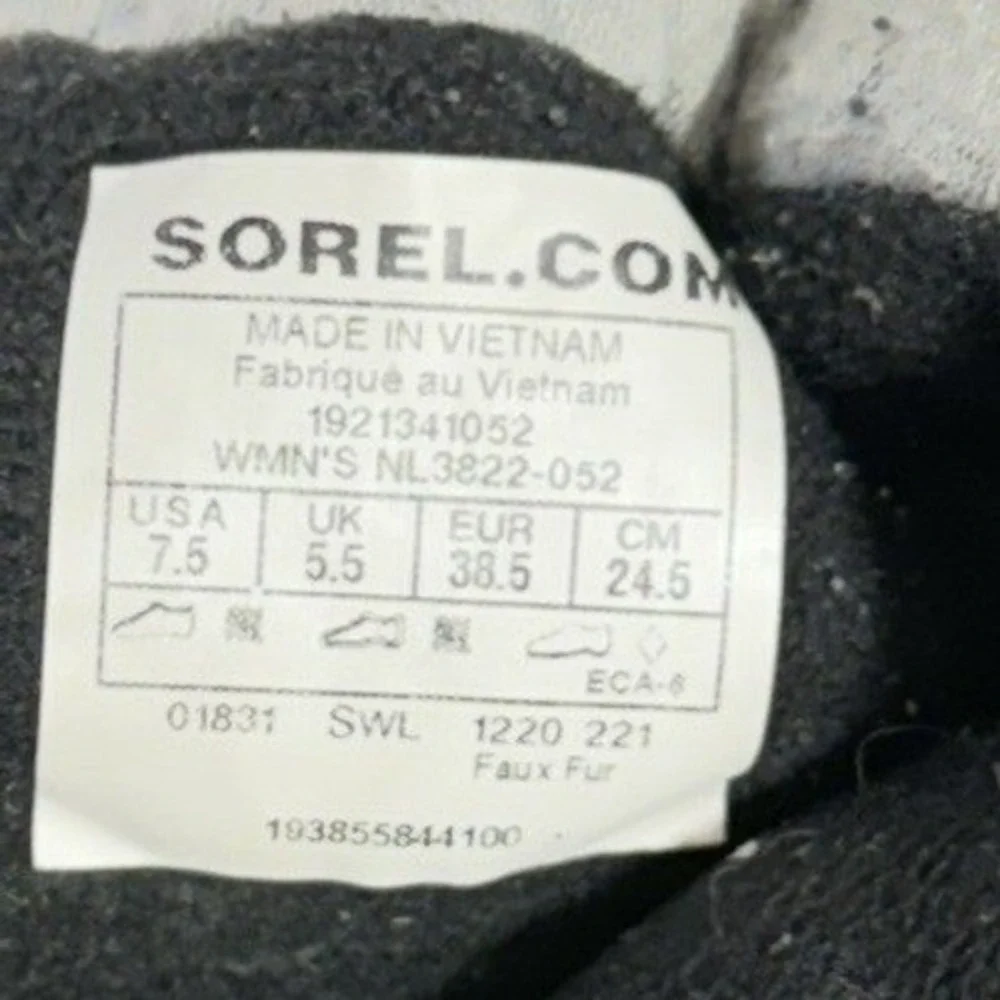 Sorel Women's Whitney II Short Lace, Gray Waterproof Winter Boots, Size 7.5M